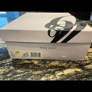 Nine West size 10 Sandal